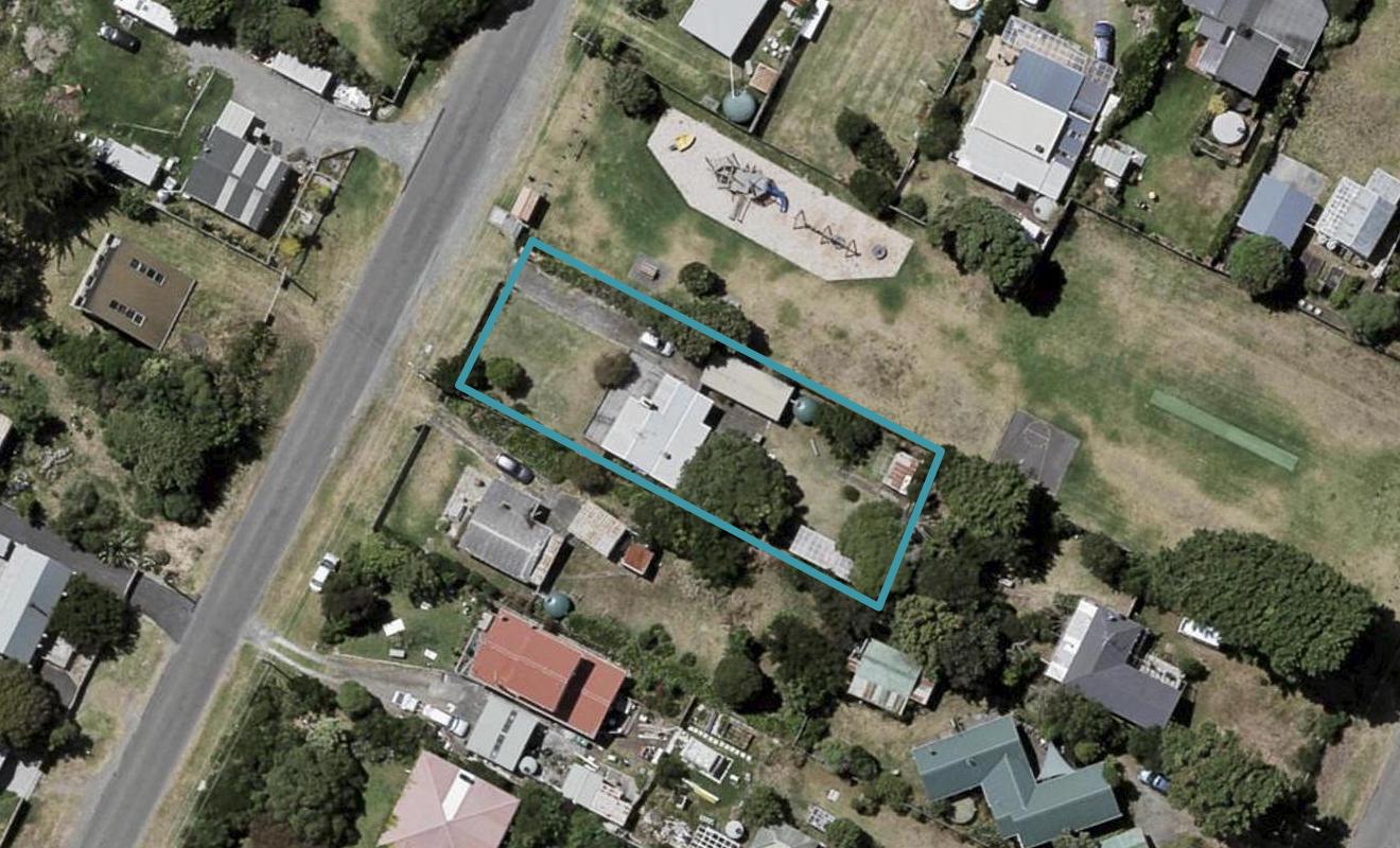 6 Dixie Street, Te Horo Beach - Carousel 1