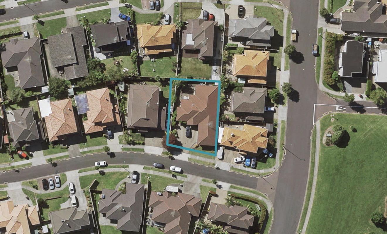 32 Speyside Crescent, Flat Bush, Auckland - Carousel 1