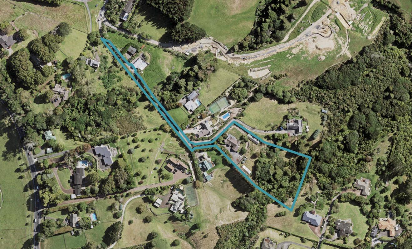 27 Murphys Road, Totara Park, Auckland - Carousel 1