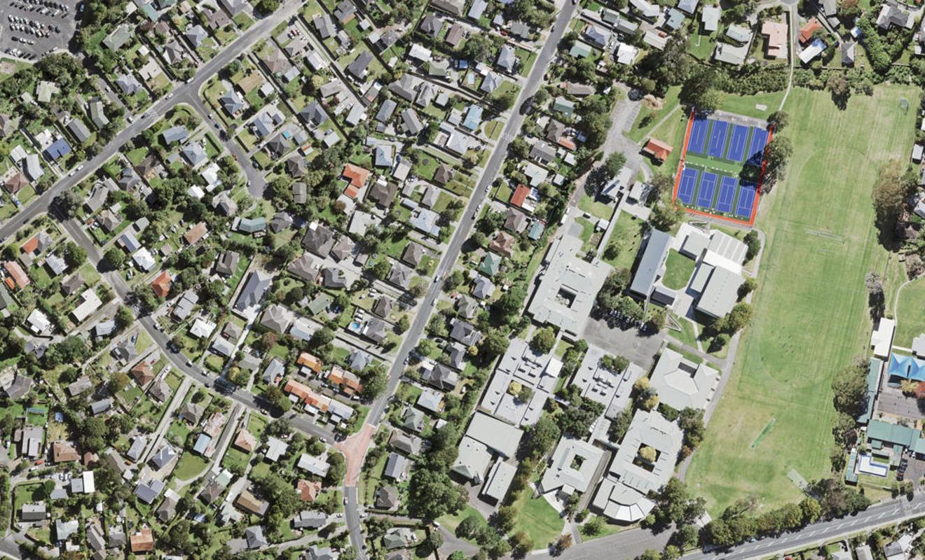 64 Stottholm Road, Titirangi, Auckland - Carousel 1