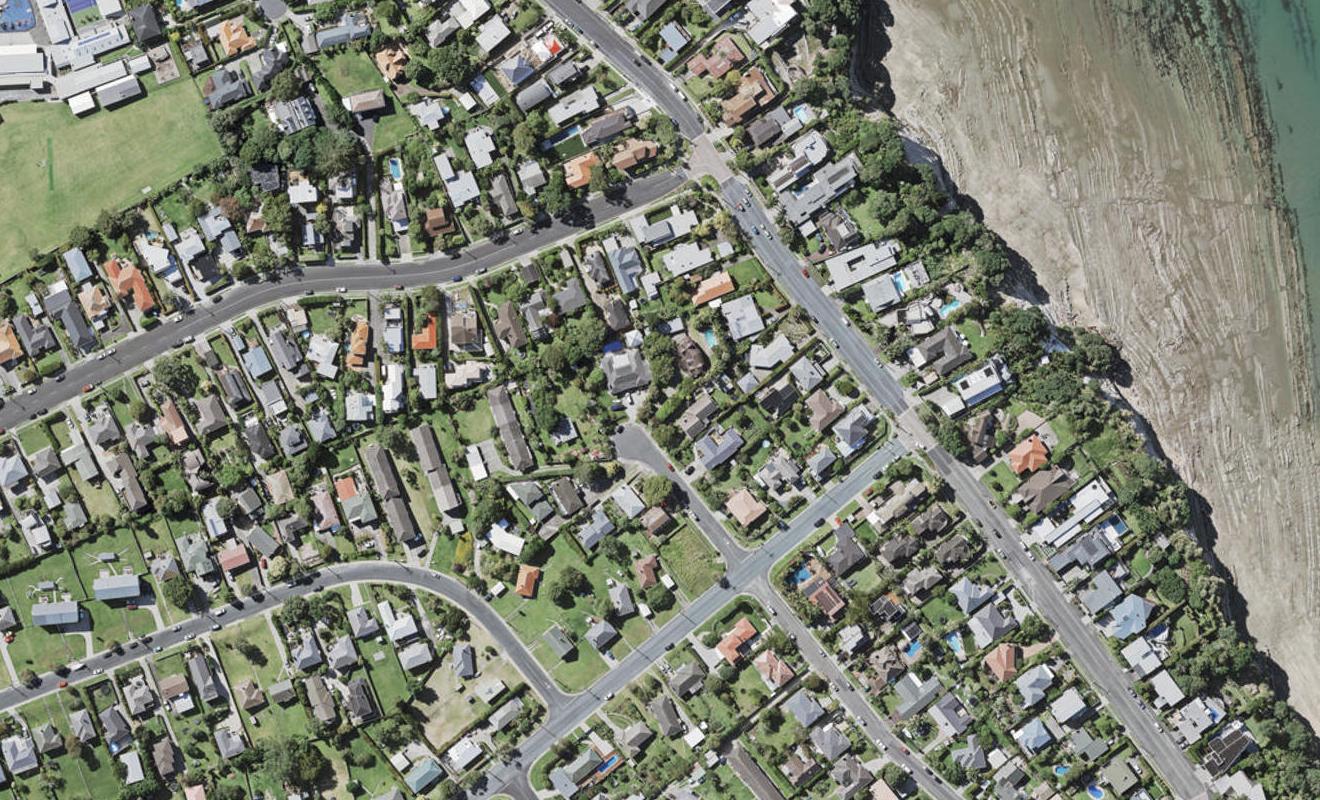 48D Merani Street, Belmont, Auckland - Carousel 1