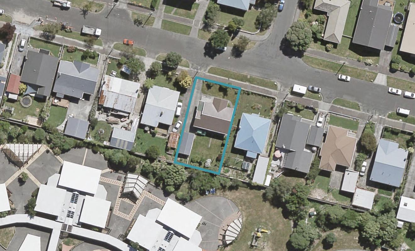 32 Hume Street, Alicetown, Lower Hutt - Carousel 1