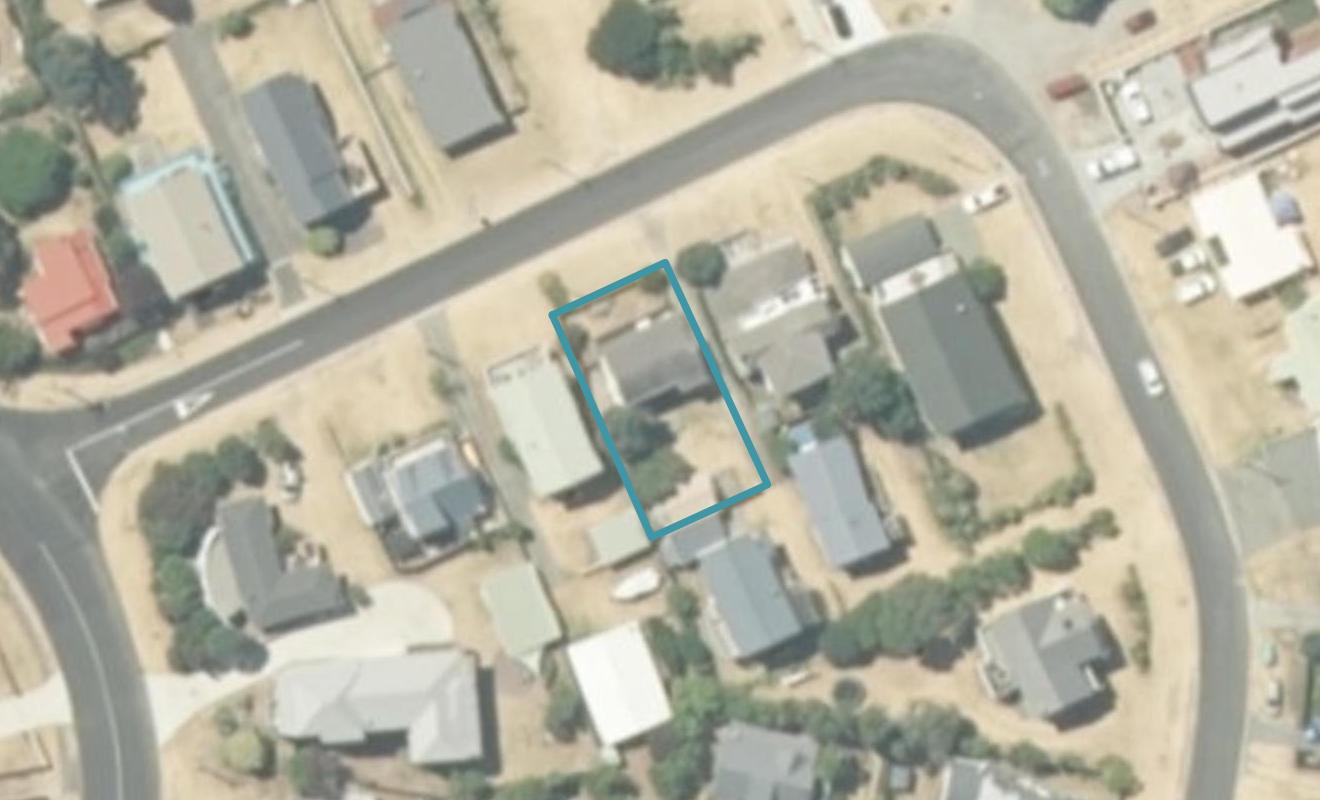 805A Ocean Road, Whangamata, Whangamatā - Carousel 1