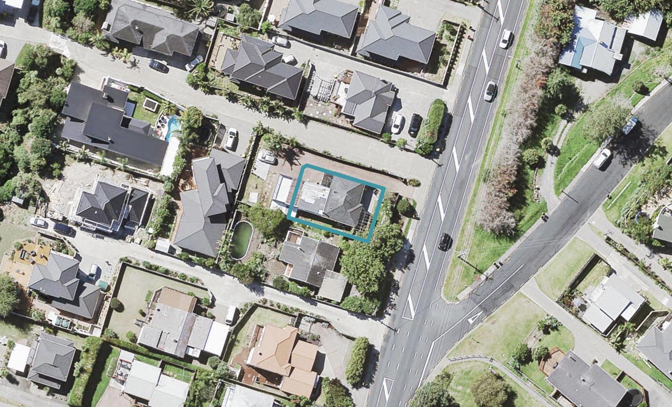 680 Beach Road, Browns Bay, Auckland - Carousel 1