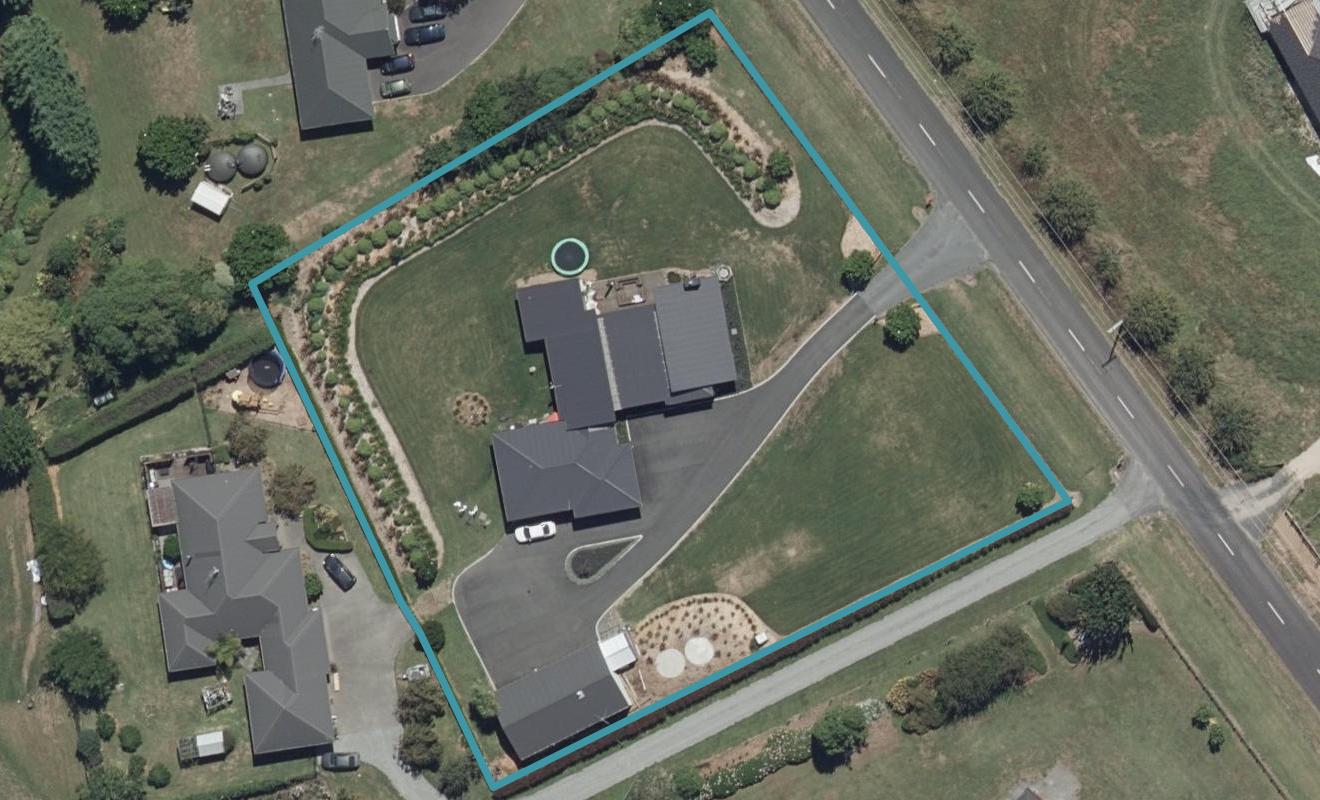 10 Middle Road, Rukuhia, Hamilton - Carousel 1