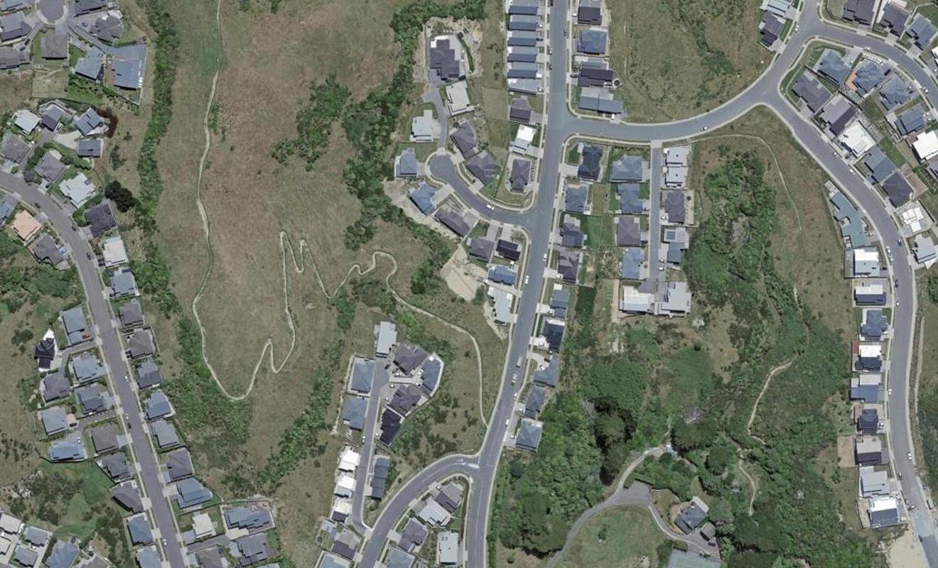 35 Melksham Drive, Churton Park, Wellington - Carousel 1
