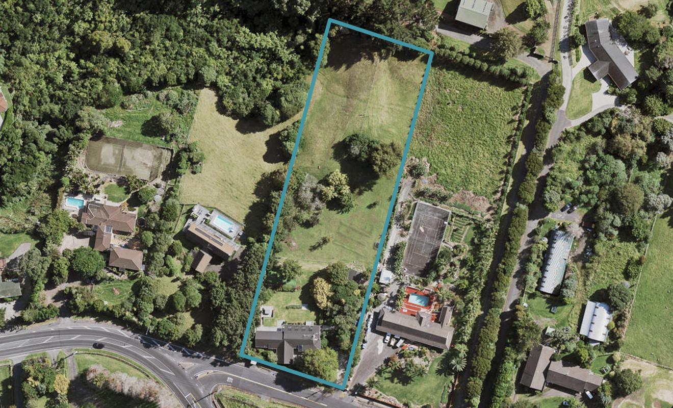 326 Redoubt Road, Totara Park, Auckland - Carousel 1