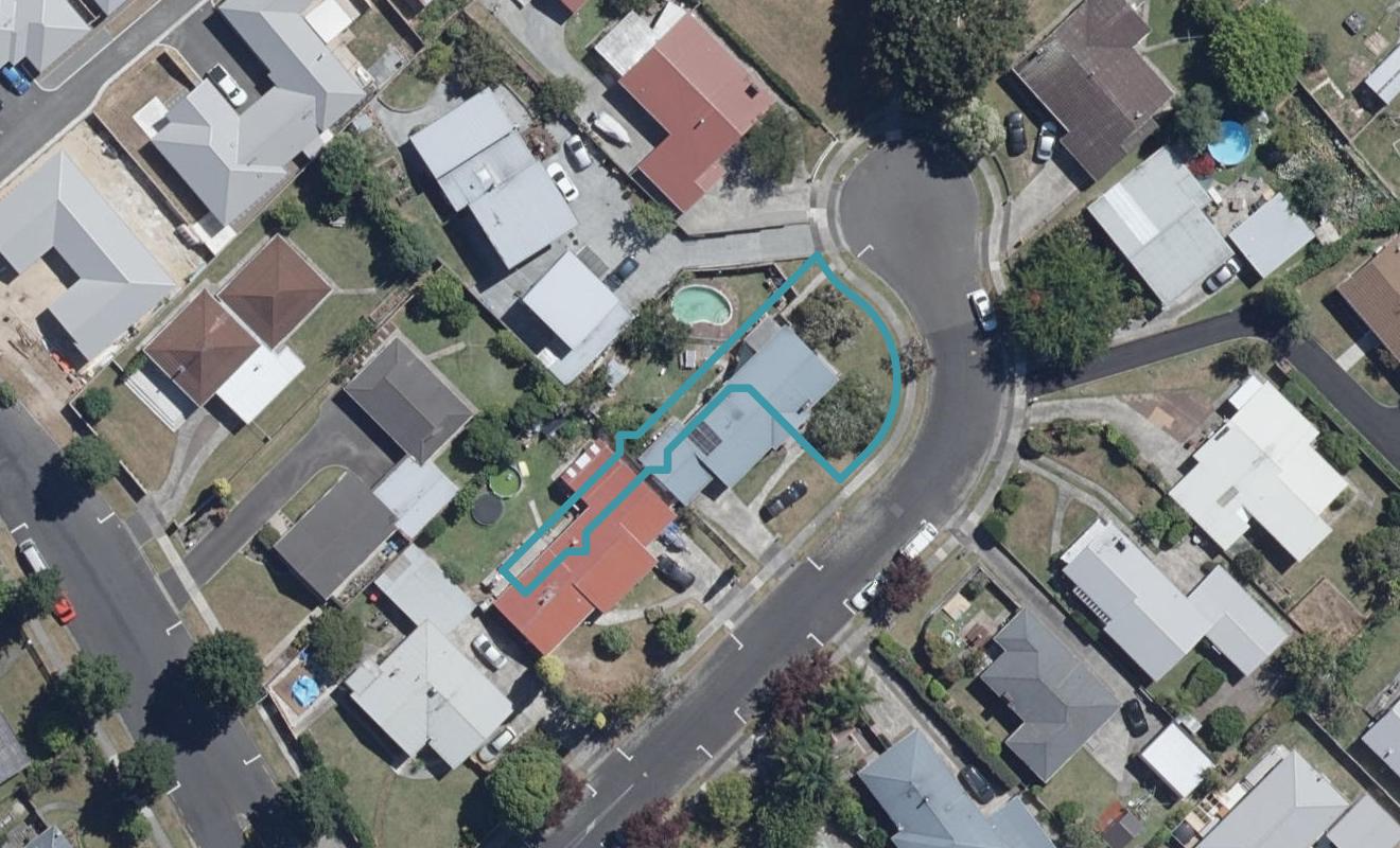 4/3 Bowen Place, St Andrews, Hamilton - Carousel 1