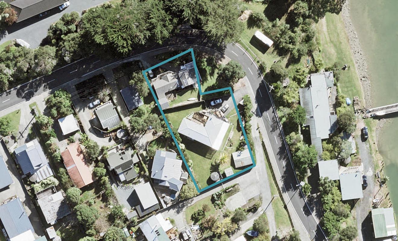 83B Duck Creek Road, Stillwater, Silverdale - Carousel 1