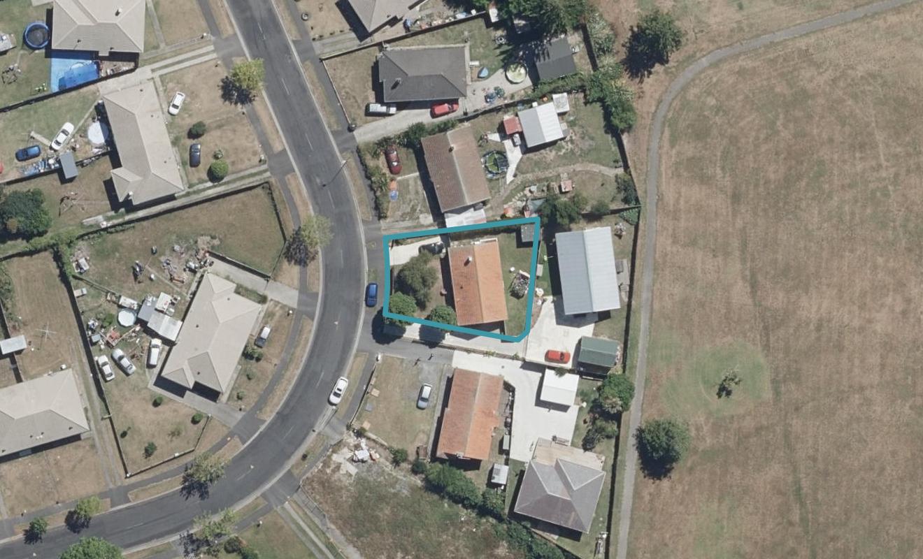 24 Sare Crescent, Fairfield, Hamilton - Carousel 1