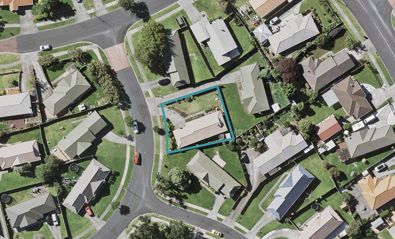 8 Shenton Place, Burswood, Auckland - Carousel 1