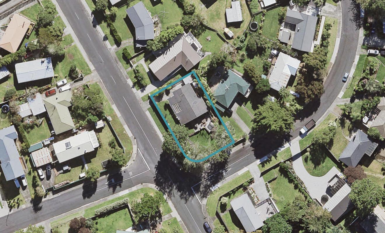 75 Lauderdale Road, Birkdale, Auckland - Carousel 1