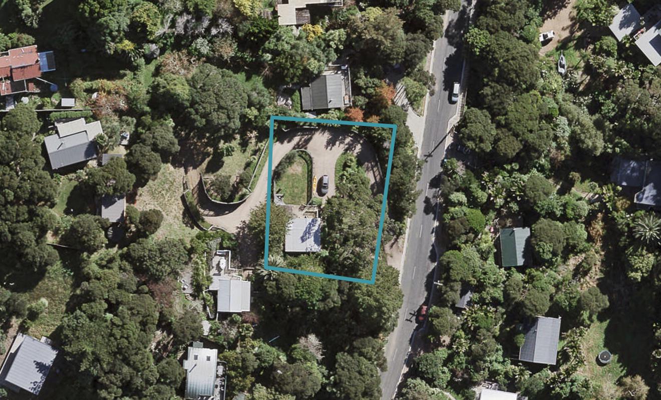 24 Palm Road, Palm Beach, Waiheke Island - Carousel 1