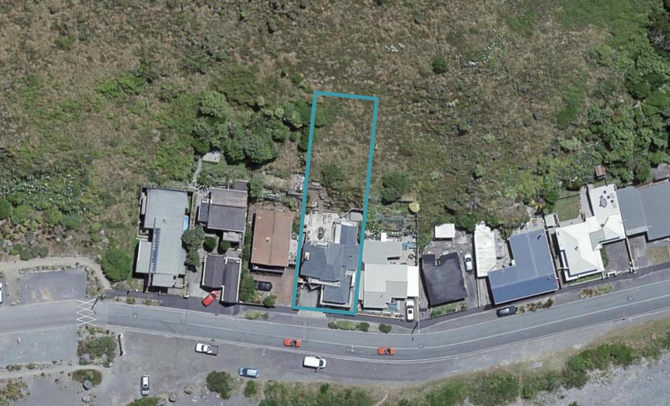 170 Owhiro Bay Parade, Owhiro Bay, Wellington - Carousel 1