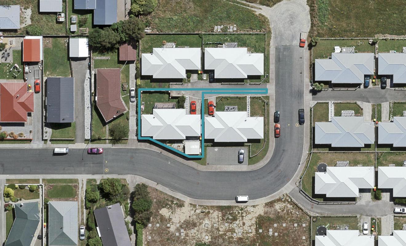 84 Lothian Crescent, Strathern, Invercargill - Carousel 1