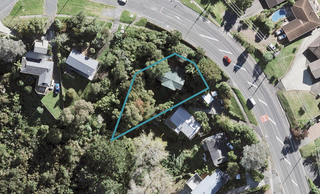 1044 East Coast Road, Fairview Heights, Auckland - Carousel 1