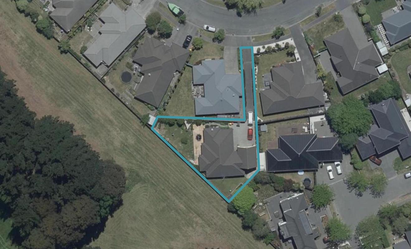 7 Amoka Crescent, Parklands, Christchurch - Carousel 1