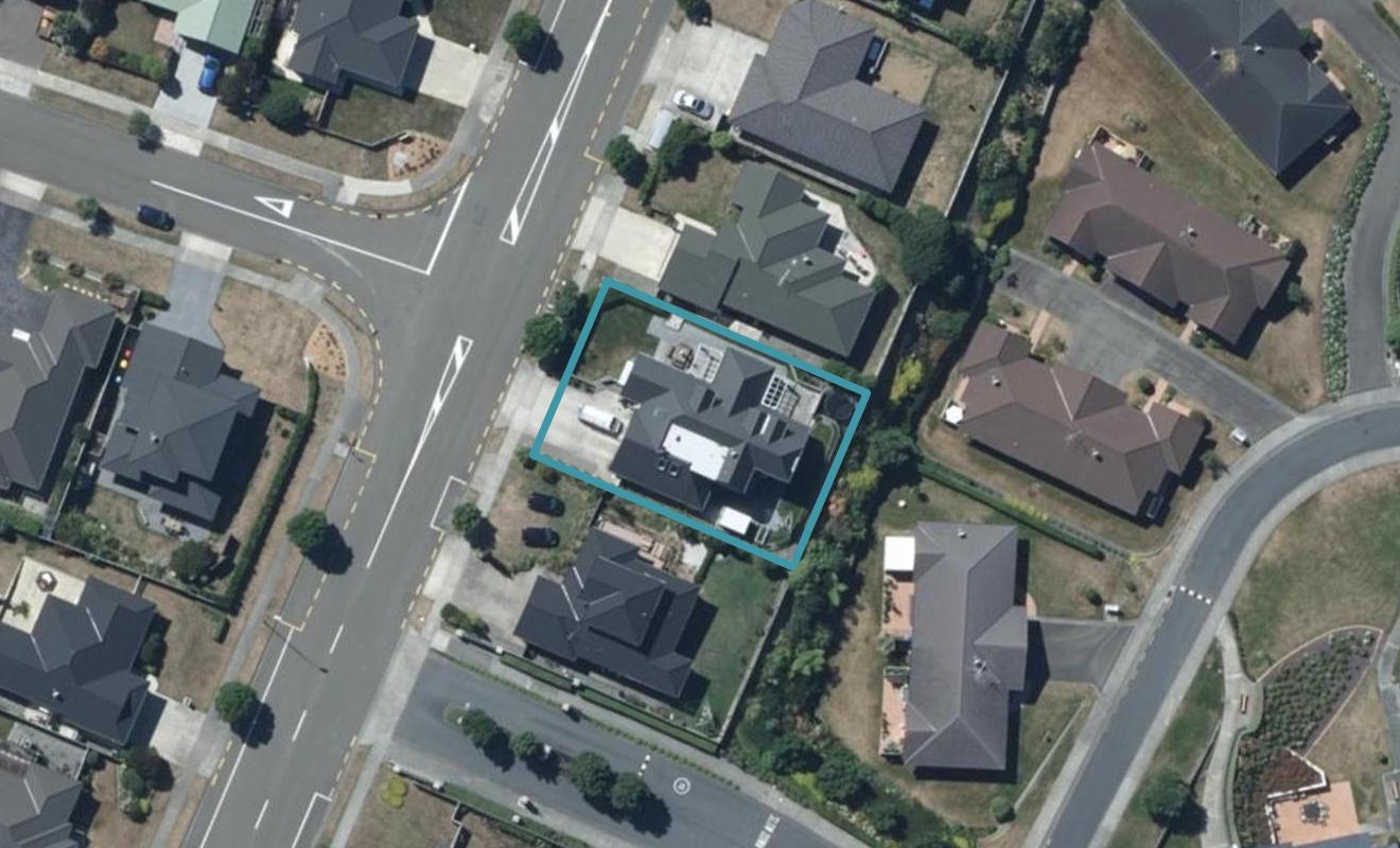 11 Aotea Drive, Aotea, Porirua - Carousel 1