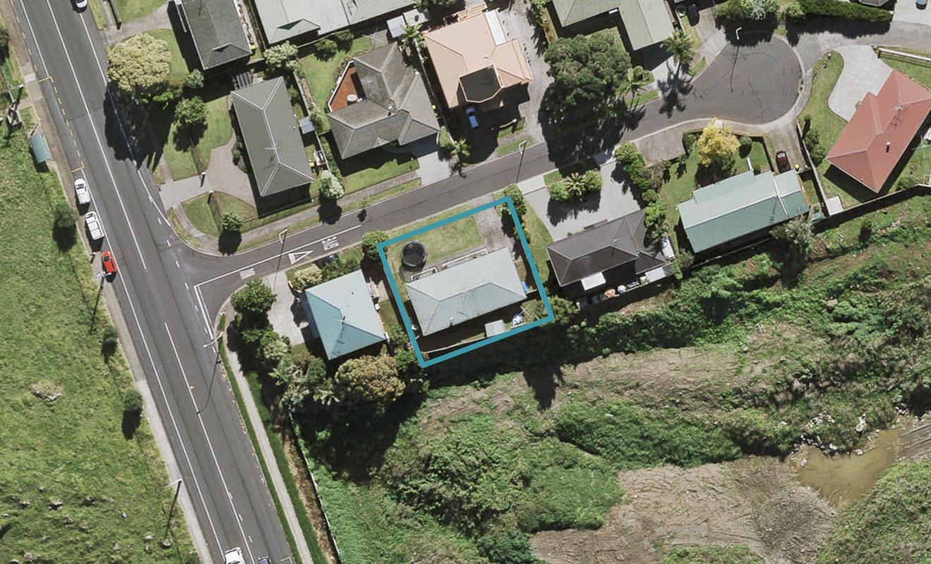 3 Hocken Place, Mangere Bridge, Auckland - Carousel 1
