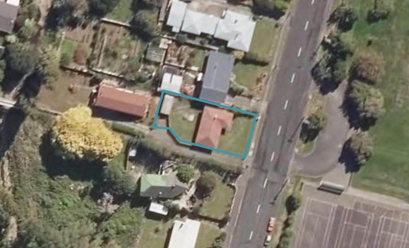 31 Bredins Line, Marton - Carousel 1