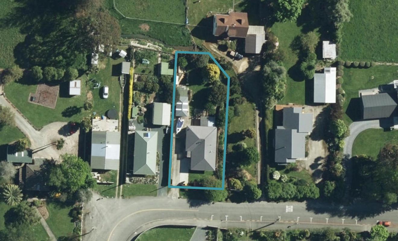 9 School Road, Riwaka - Carousel 1