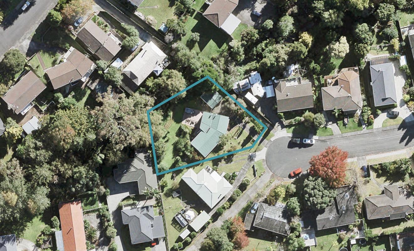 16 Carina Crescent, Torbay, Auckland - Carousel 1