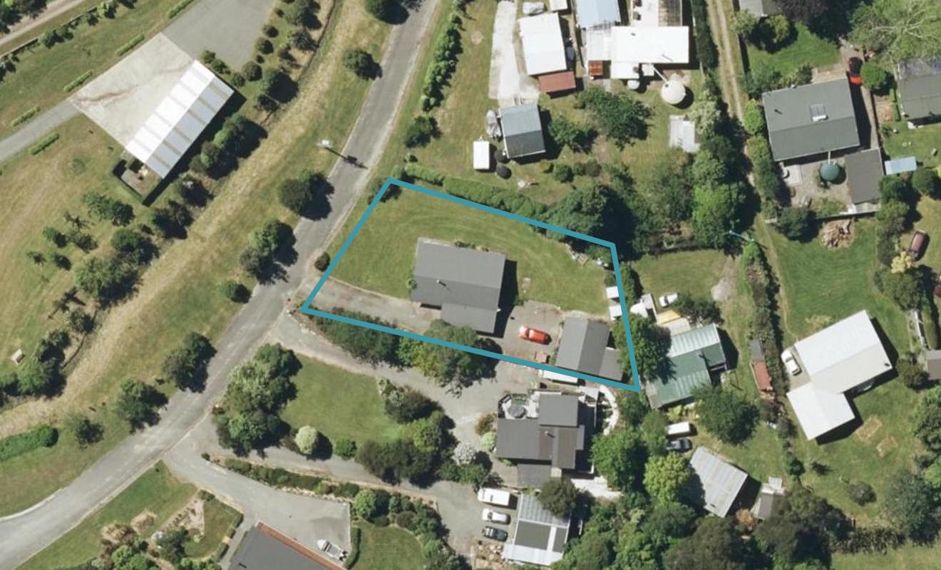7 Manuka Drive, Ngakuta Bay - Carousel 1