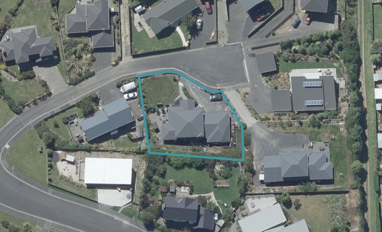 12 Sretlaw Place, Brockville, Dunedin - Carousel 1