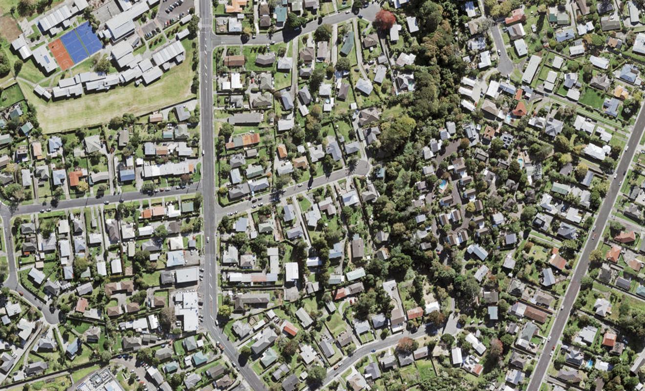11 Utting Street, Birkdale, Auckland - Carousel 1