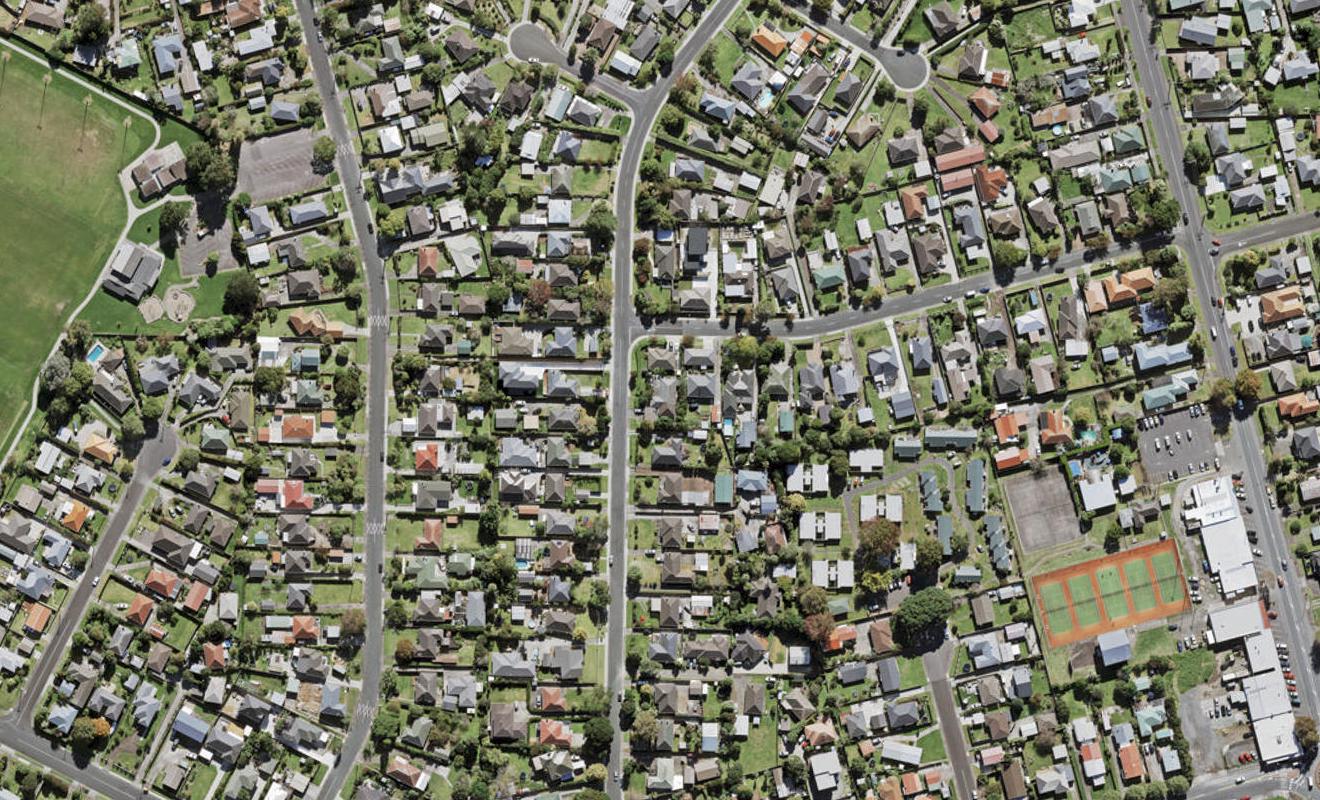 29 Kervil Avenue, Te Atatu Peninsula, Auckland - Carousel 1