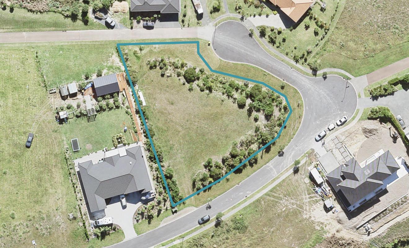 33 Balboa Drive, Matakatia, Whangaparāoa - Carousel 1