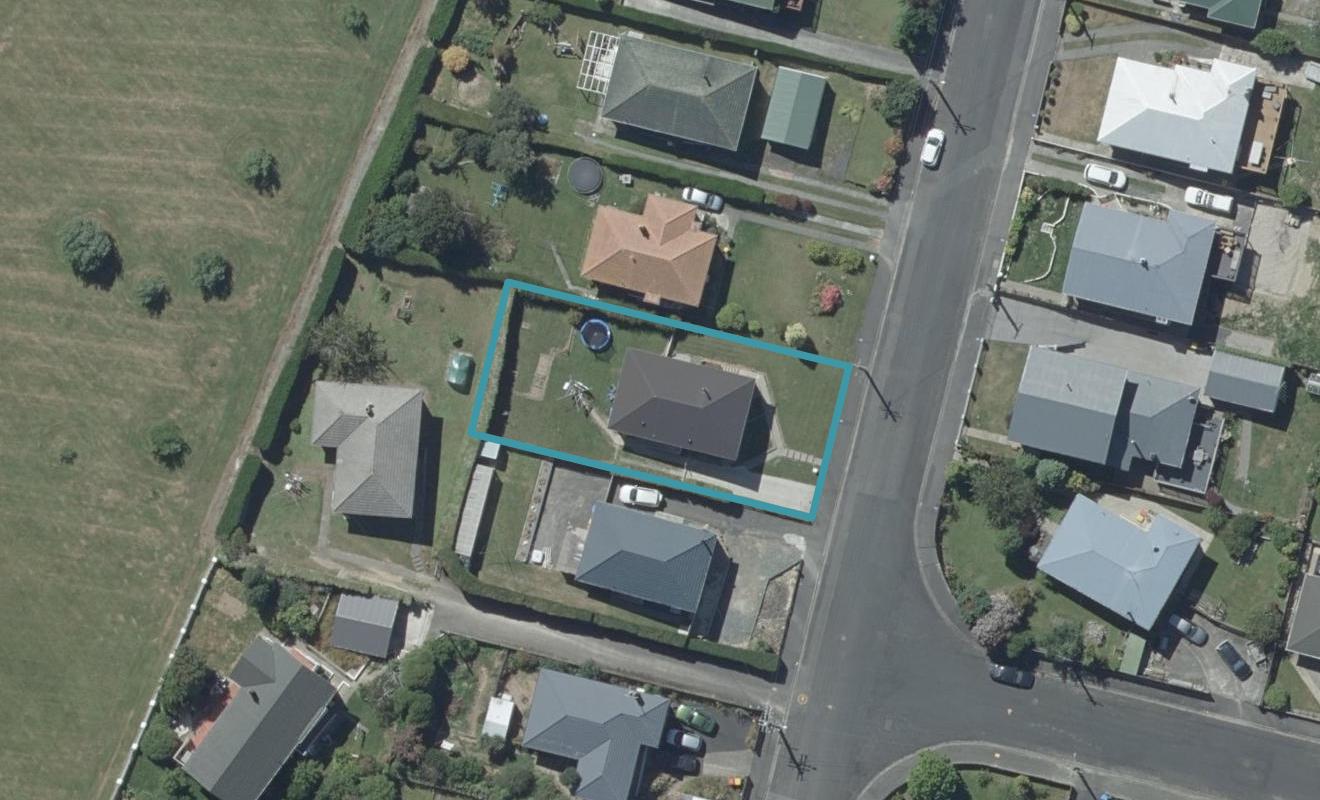 22 Travis Street, Brockville, Dunedin - Carousel 1
