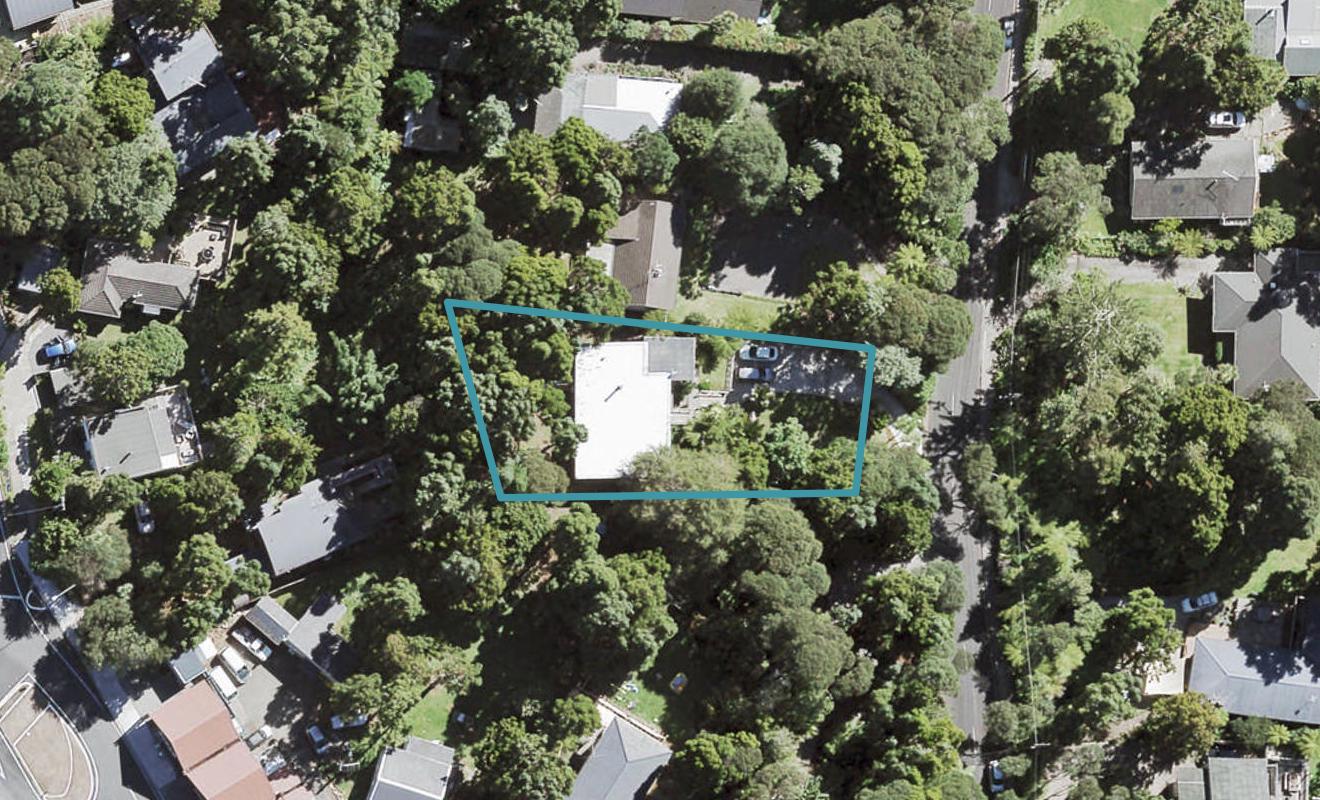 6 Sylvan Valley Avenue, Titirangi, Auckland - Carousel 1