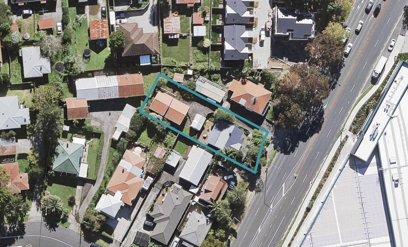 2/9 Titirangi Road, New Lynn, Auckland - Carousel 1