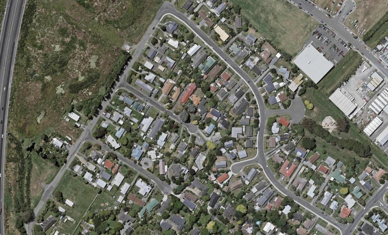9 Konini Grove, Raumati Beach, Paraparaumu - Carousel 1