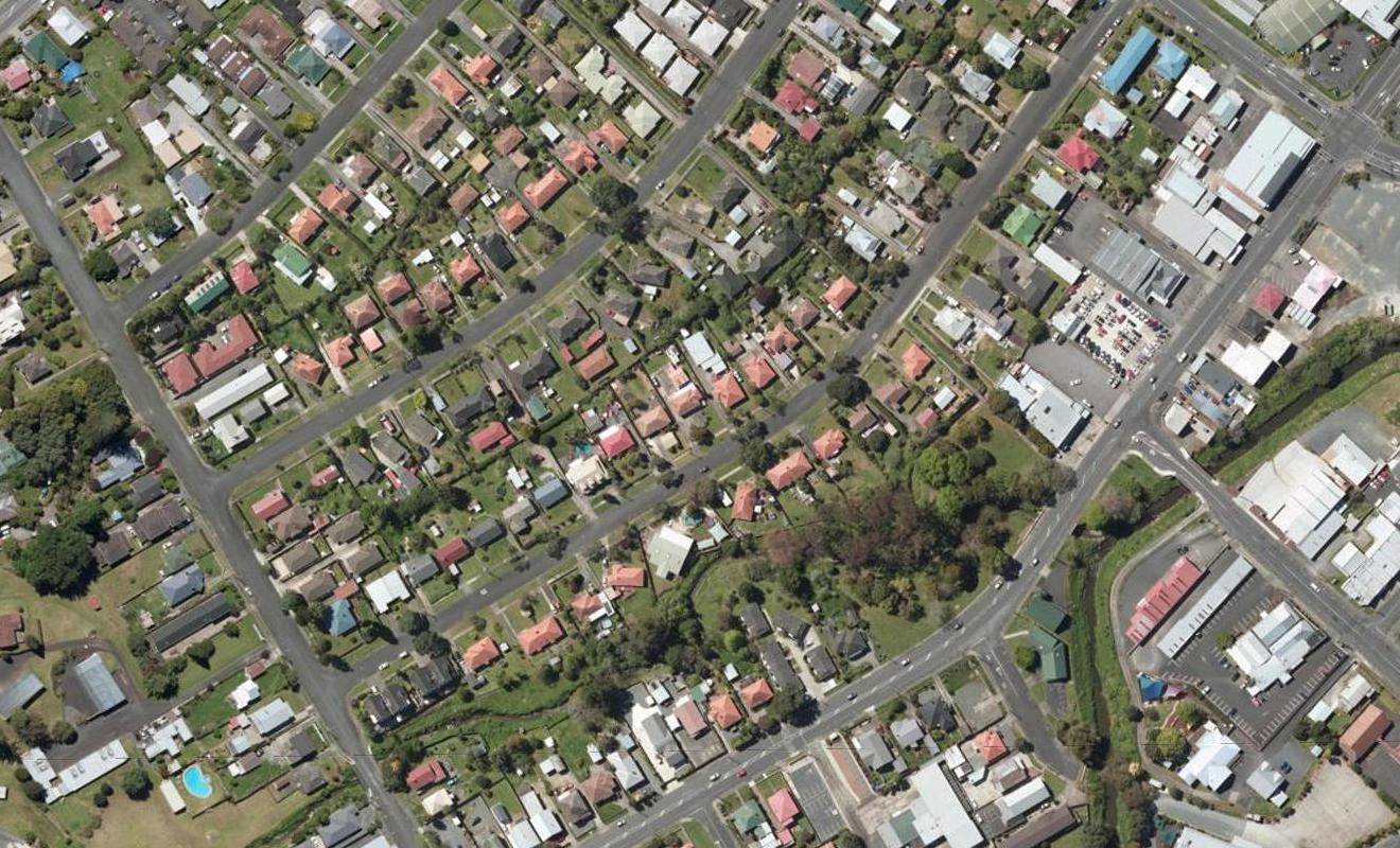 42 First Avenue, Avenues, Whangarei - Carousel 1