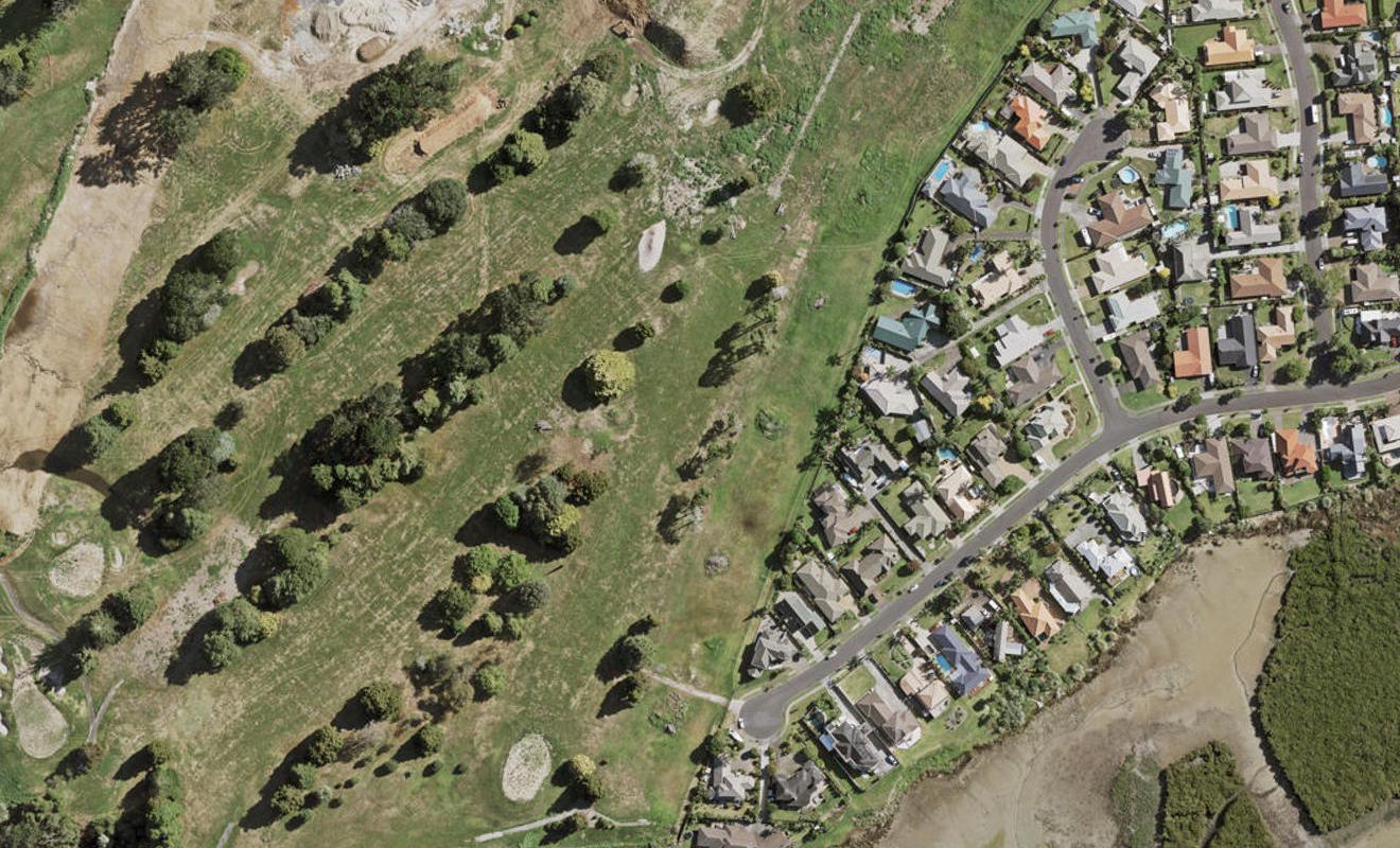 83 Waituarua Drive, Takanini, Auckland - Carousel 1