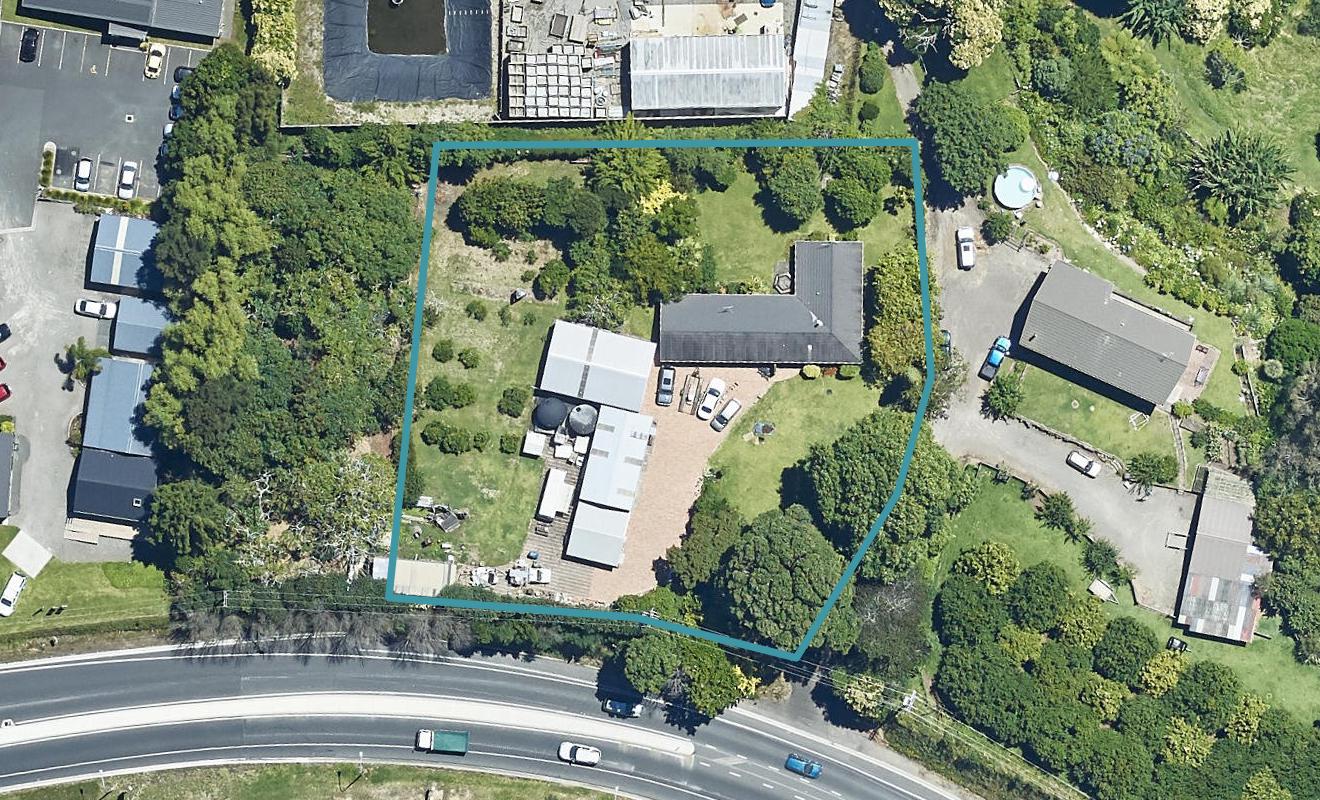 594A State Highway 2, Minden, Tauranga - Carousel 1
