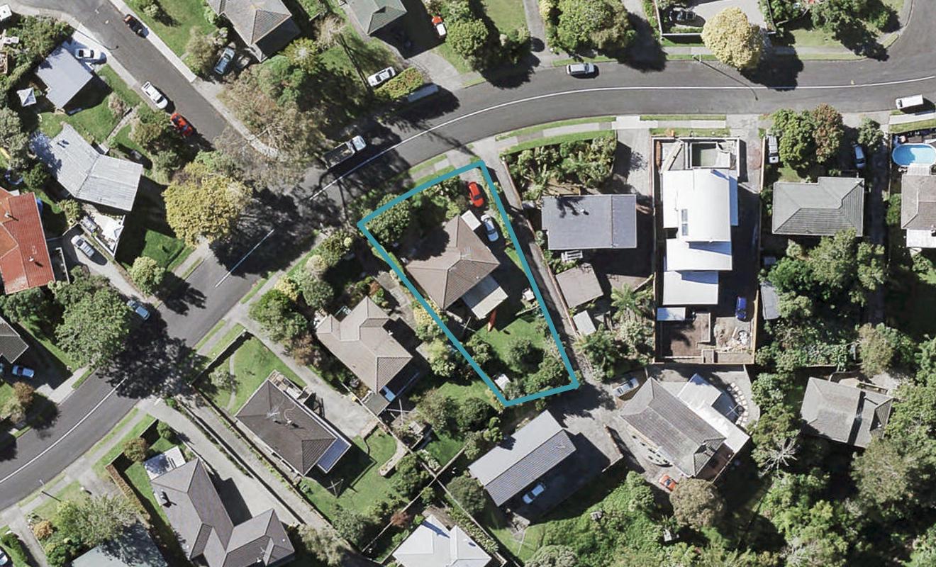 65 Advene Road, Cockle Bay, Auckland - Carousel 1