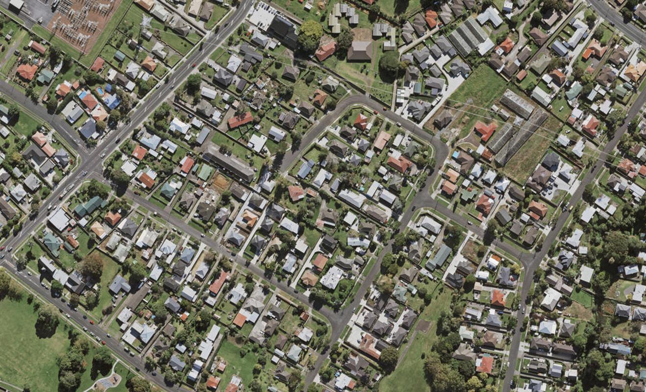 14 Mcburney Place, Mangere East, Auckland - Carousel 1