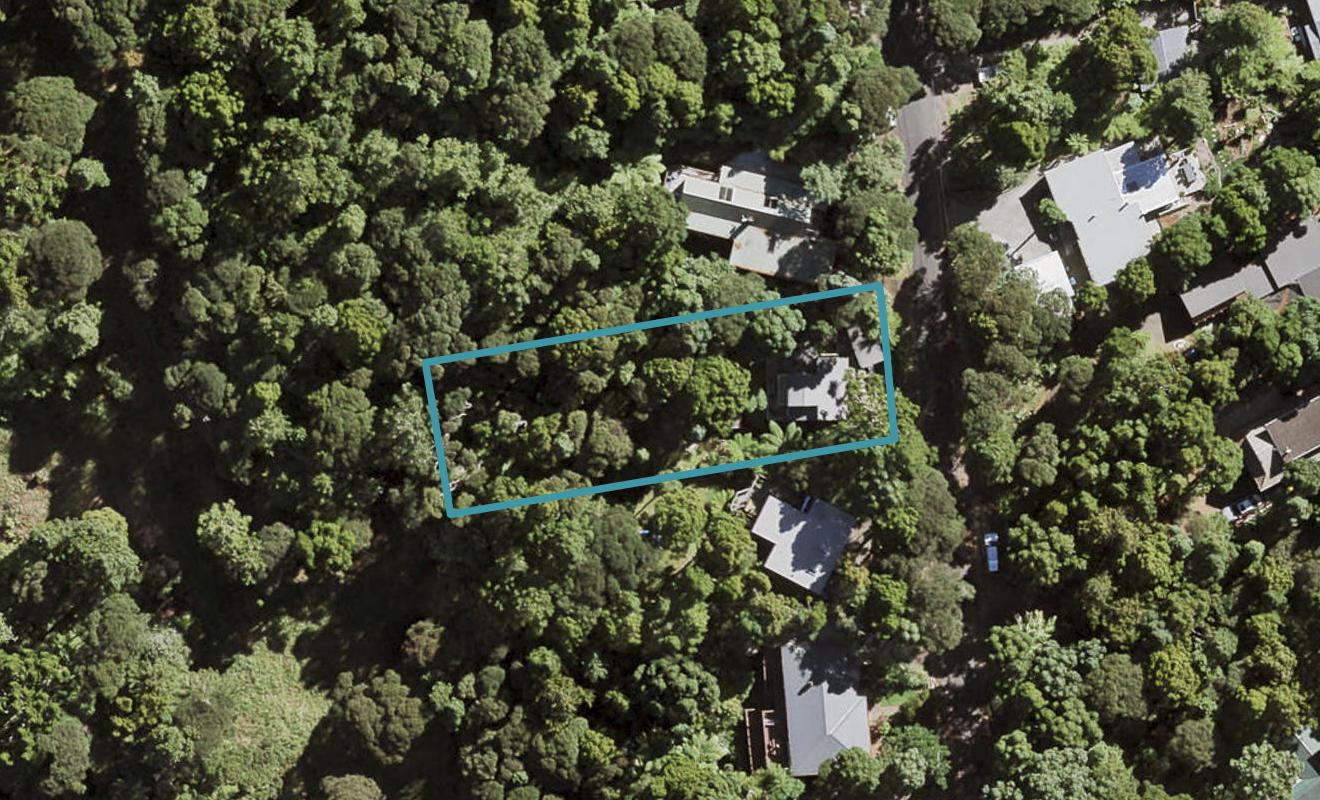 18 Tawini Road, Titirangi, Auckland - Carousel 1