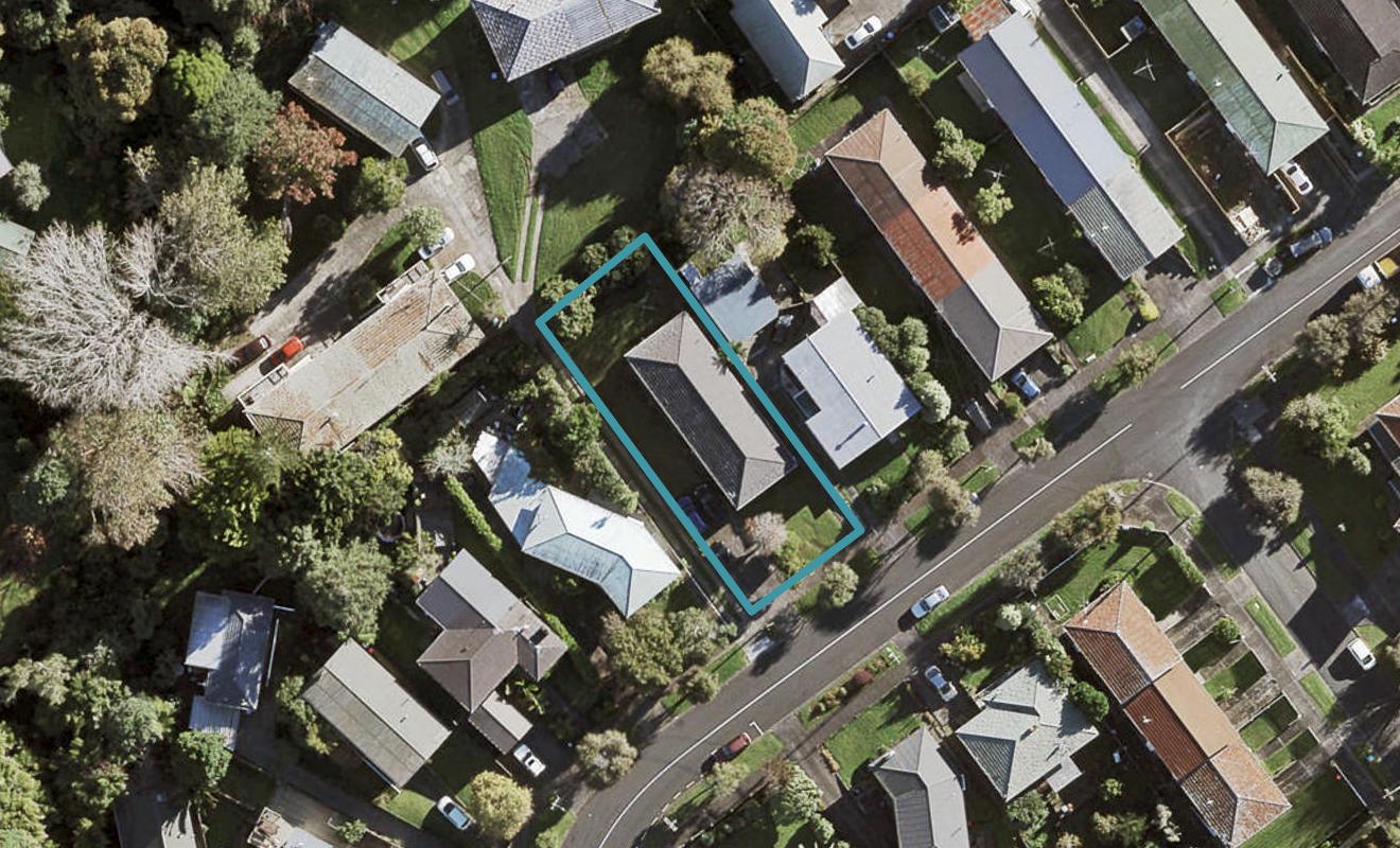 1/15 Laburnum Road, New Windsor, Auckland - Carousel 1