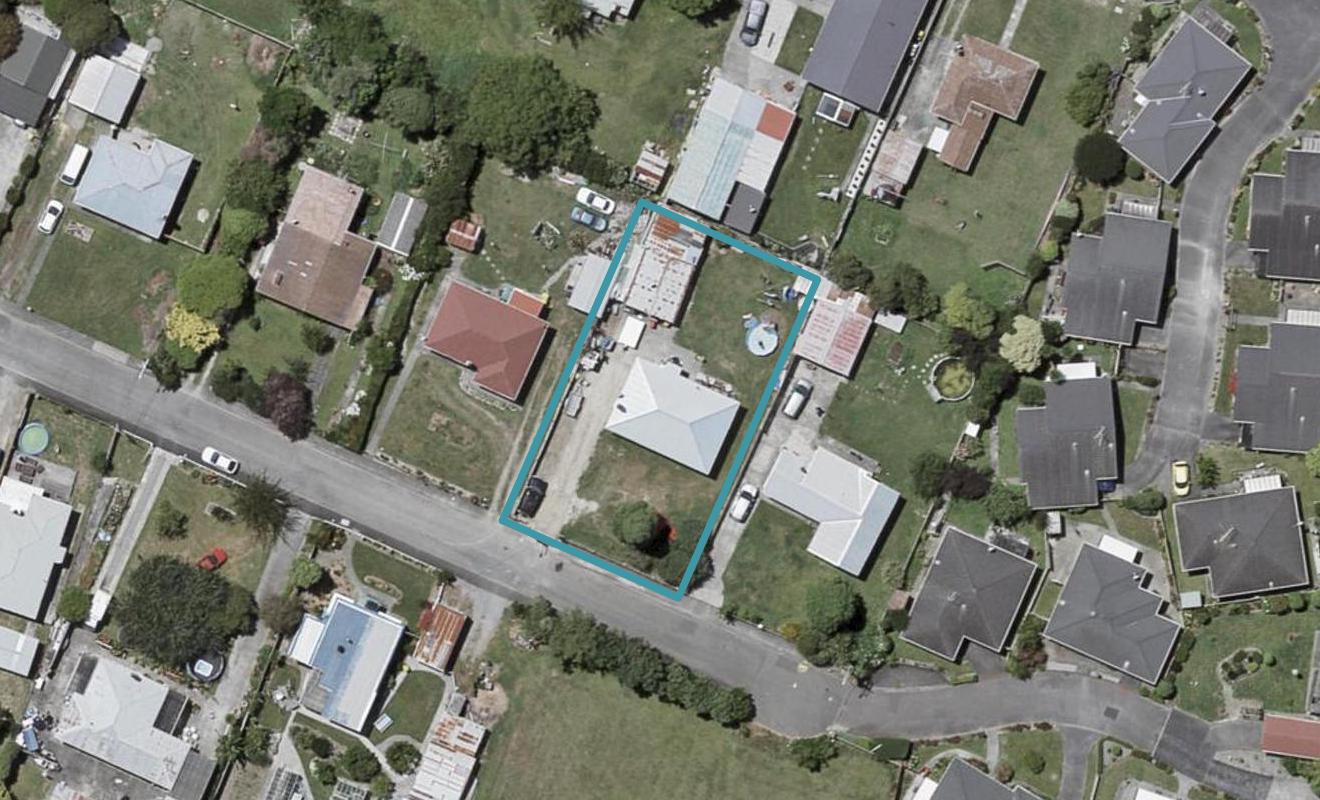 30 Iti Street, Otaki - Carousel 1