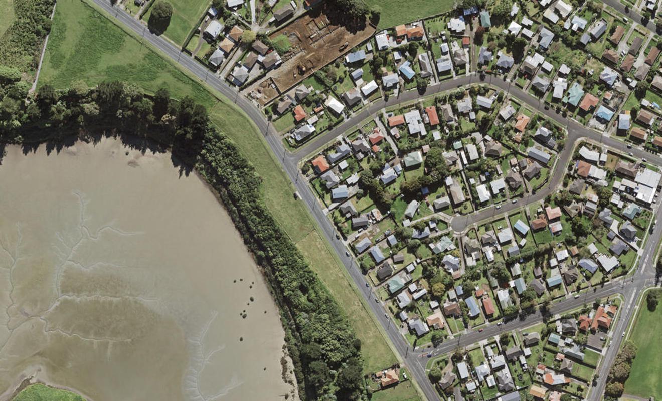 167 Wallace Road, Mangere Bridge, Auckland - Carousel 1