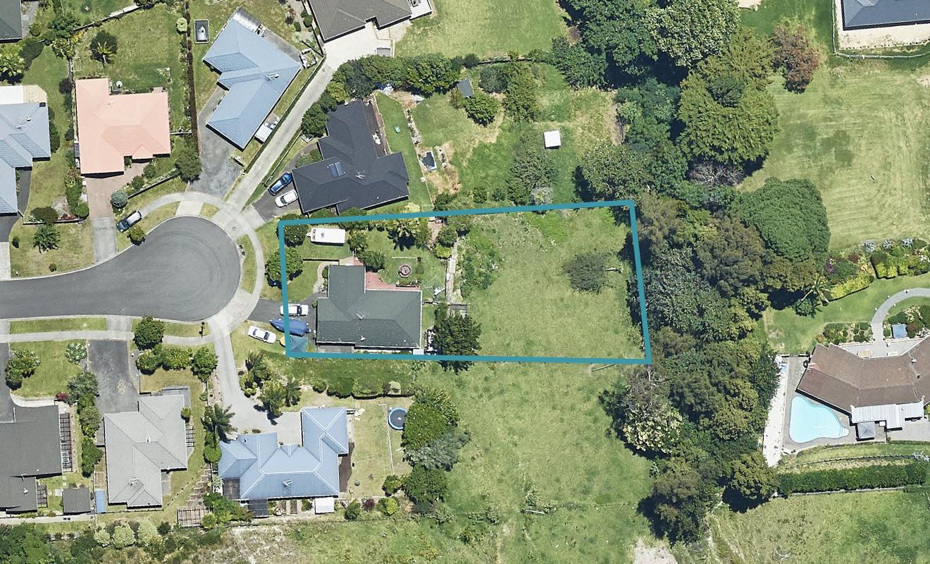 20 Peregrine Place, Welcome Bay, Tauranga - Carousel 1