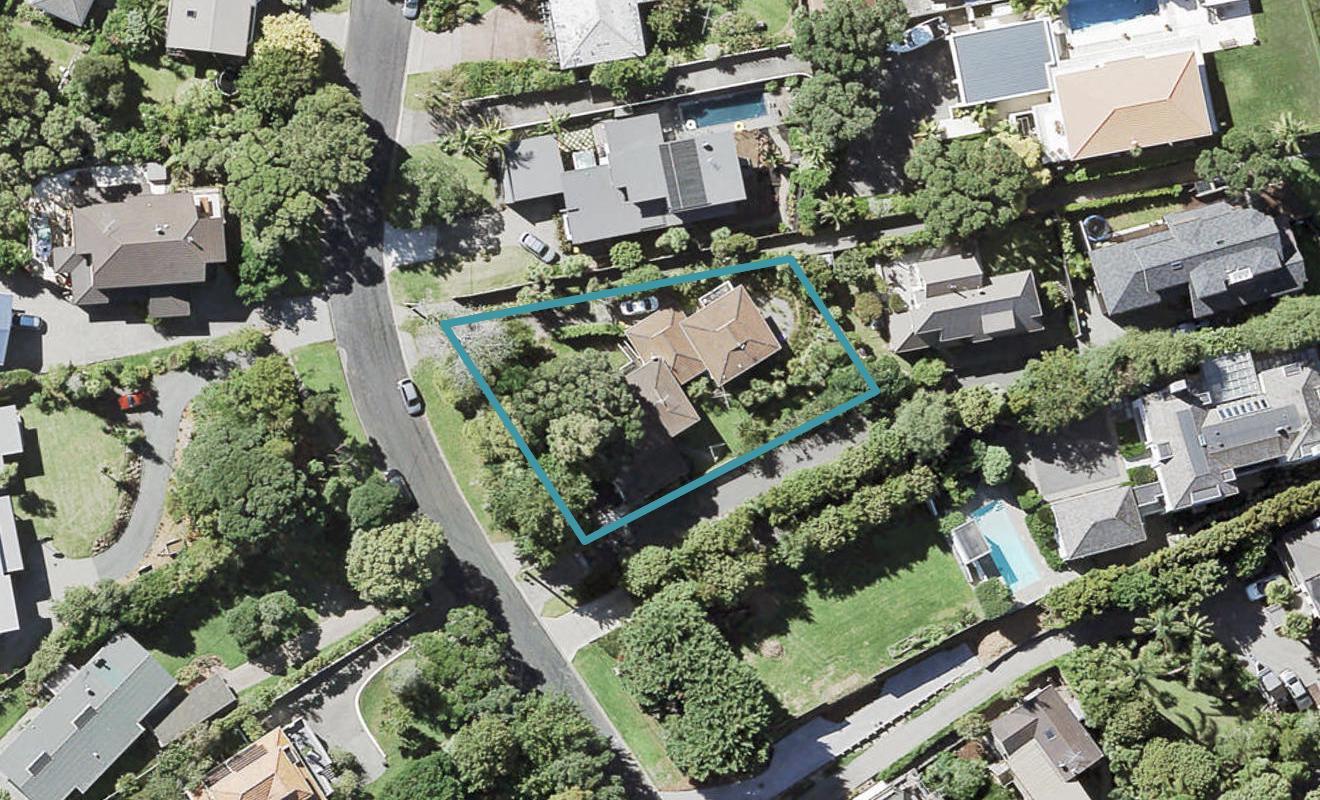 2/39 View Road, Campbells Bay, Auckland - Carousel 1