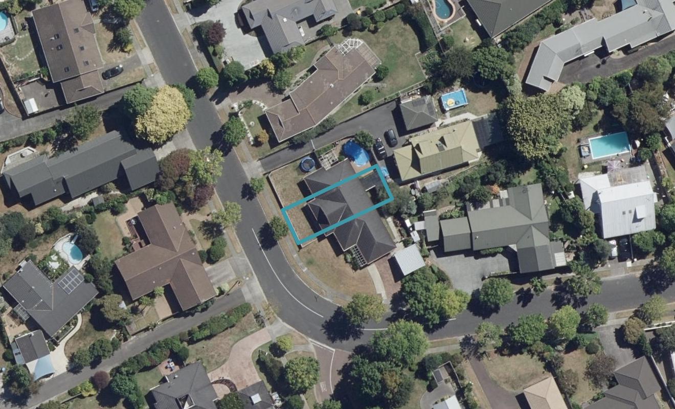 2/9 Woodland Drive, Flagstaff, Hamilton - Carousel 1