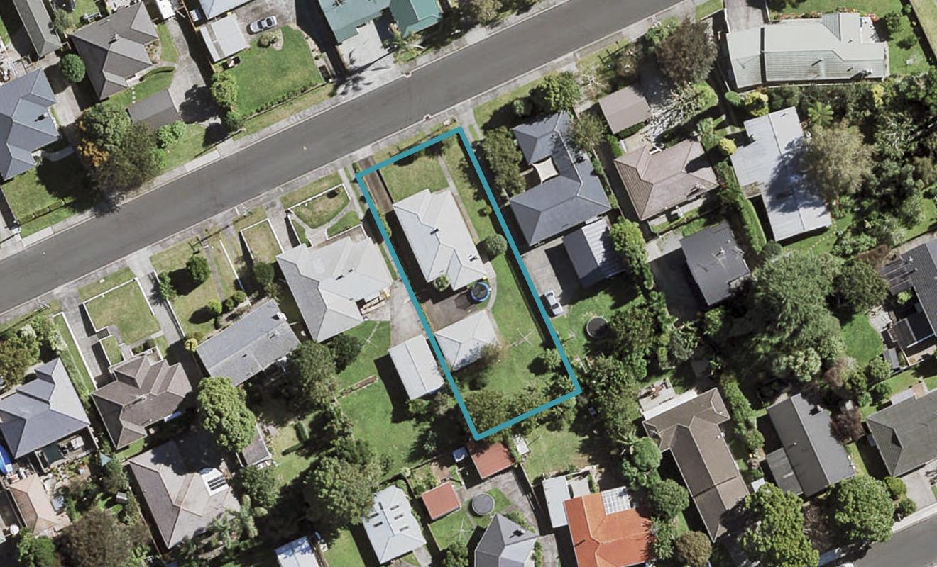 10 Callis Avenue, Opaheke, Papakura - Carousel 1