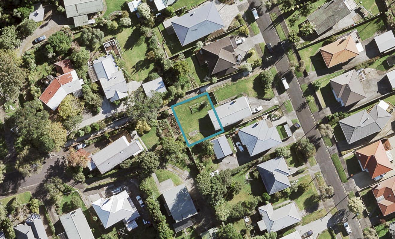 24B Whittle Place, New Windsor, Auckland - Carousel 1