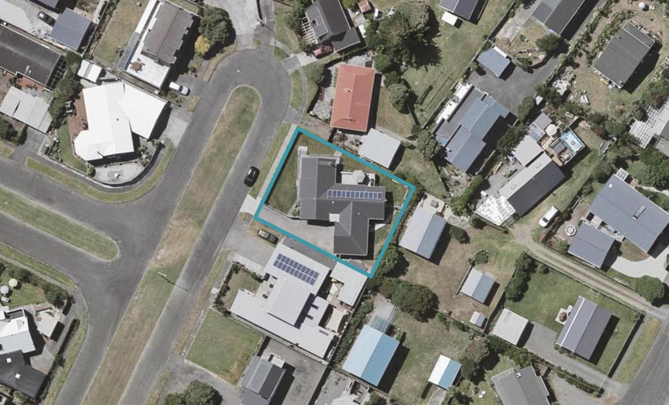 11 Scott Avenue, Otaki Beach, Otaki - Carousel 1
